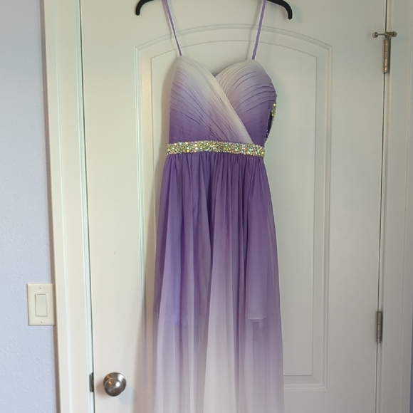 La Femme Dresses & Skirts - Elegant Purple and White Ombre Strapless Gown